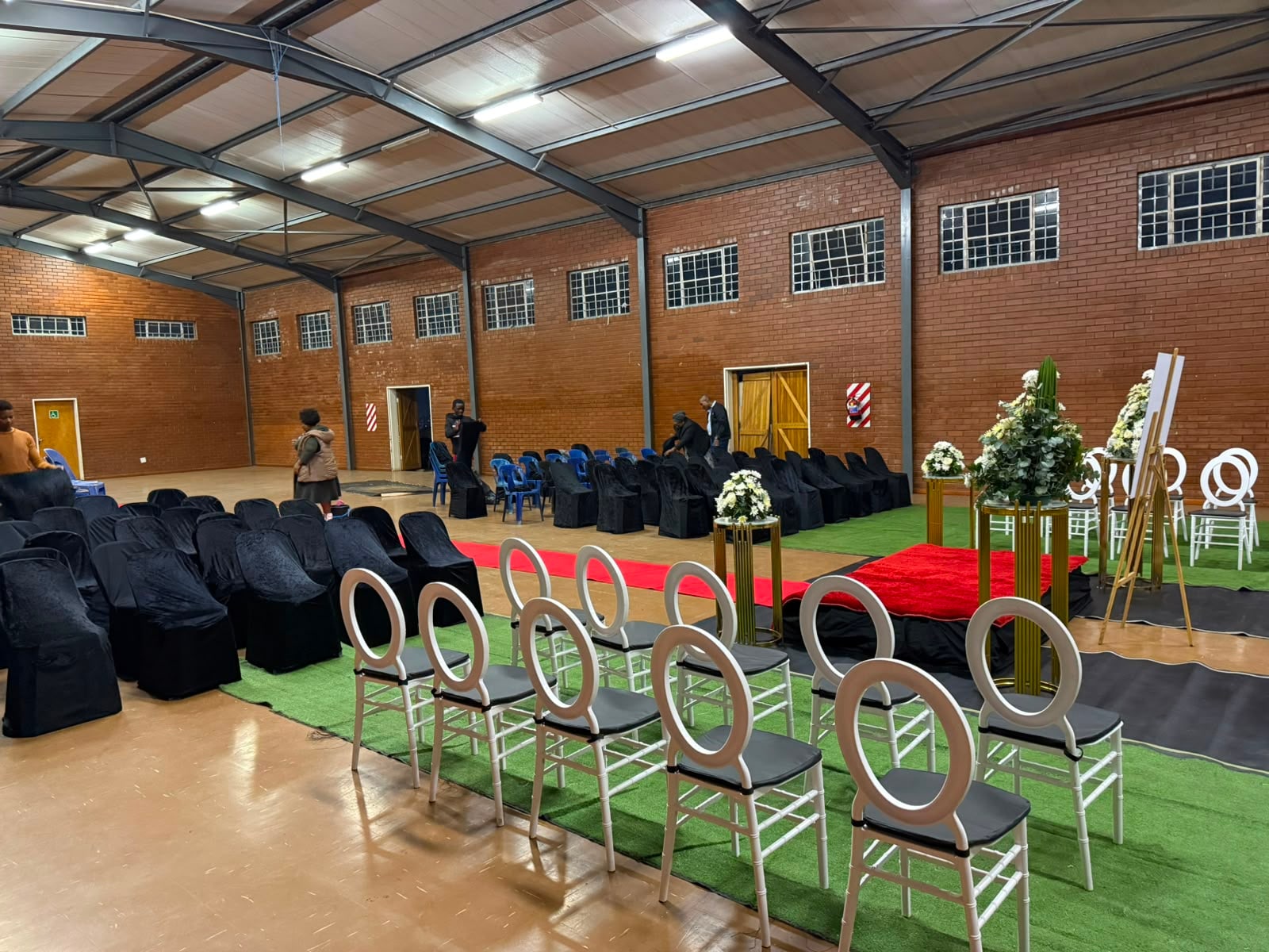 A Masina Funeral Service tent at a graveside service